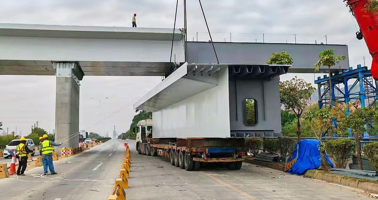 Chengdu bridge steel box girder transported and lifted into position