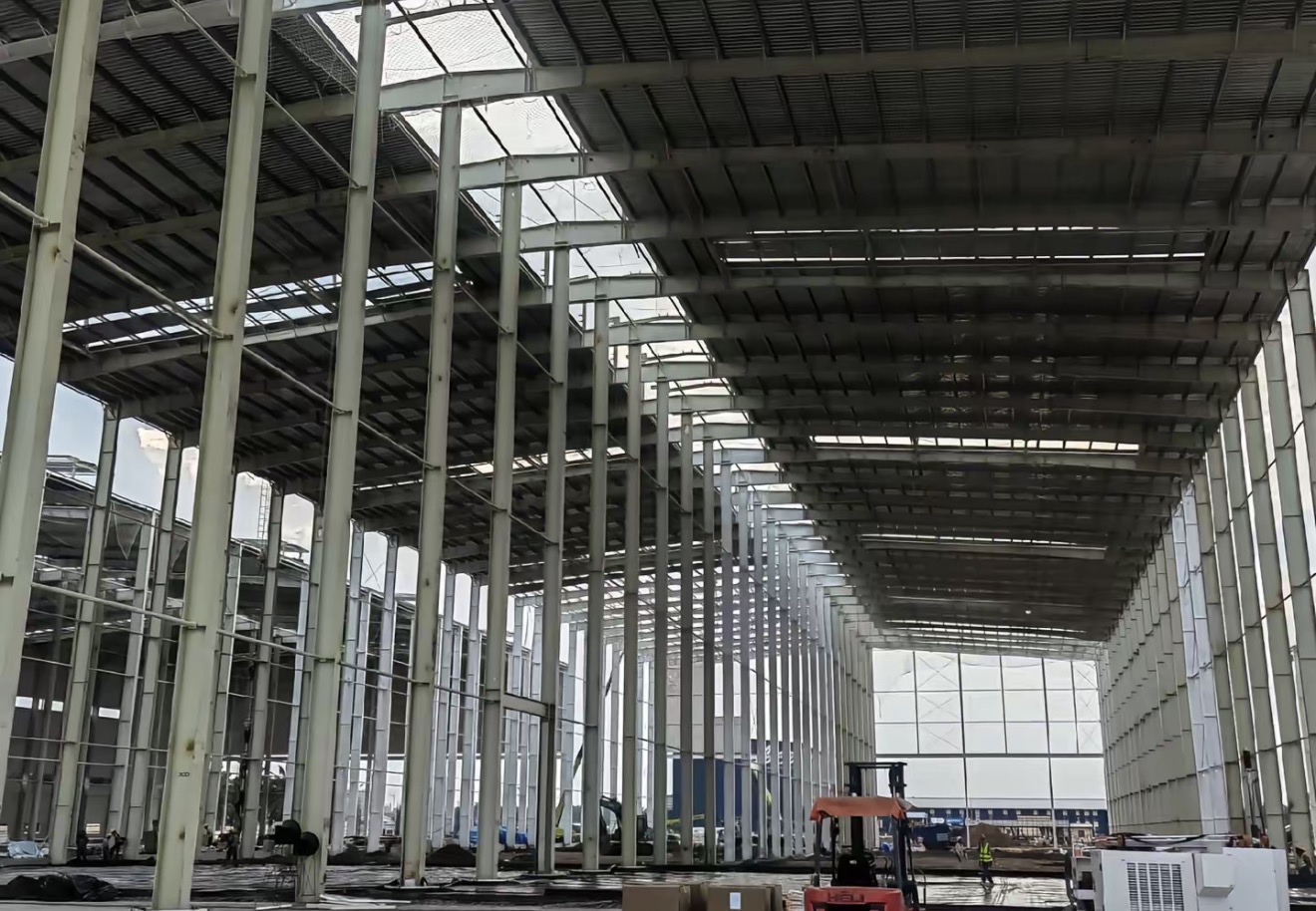 Indonesia warehouse interior steel frame with roof panels and side wall framing